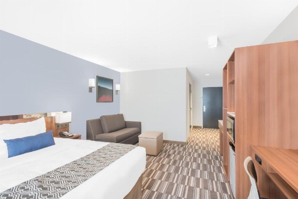 Microtel Inn & Suites by Wyndham Binghamton image 32